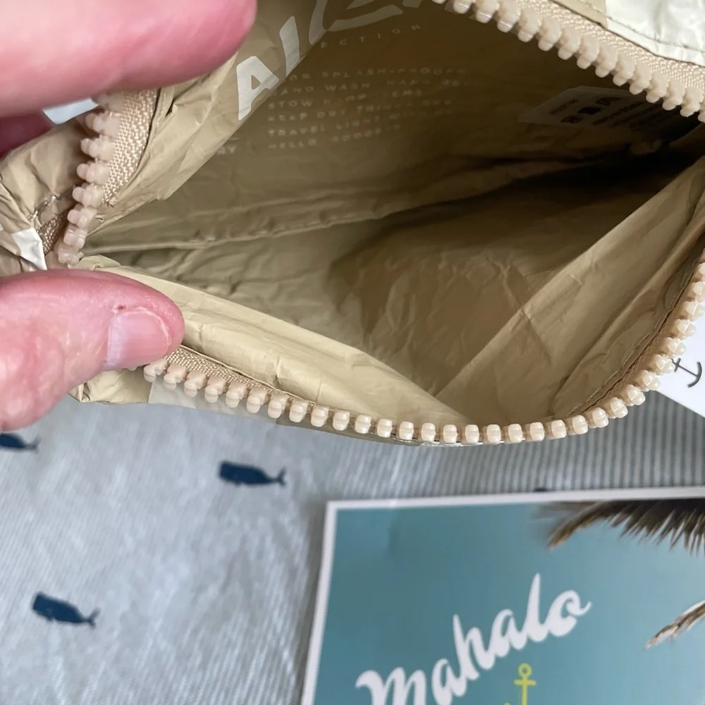 Aloha Collection Mini Checkmate pouch - Picture 4 of 4